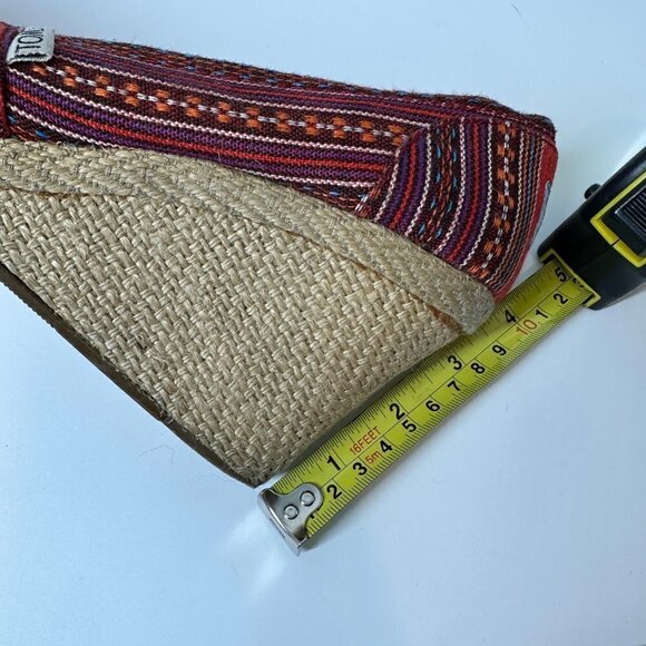 TOMS Espadrille Wedge Pumps Peep Toe Red Boho Pattern Canvas Women size 8.5 - Picture 9 of 9